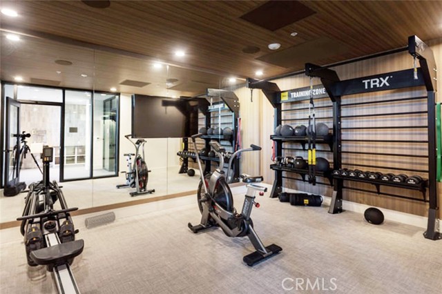511 S Harbor, San Pedro CA: https://media.crmls.org/medias/0ed178d9-b577-4cb2-8a46-fef34d737a34.jpg