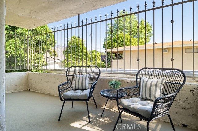 Detail Gallery Image 37 of 39 For 534 S Oak Knoll Ave #103,  Pasadena,  CA 91101 - 2 Beds | 2 Baths