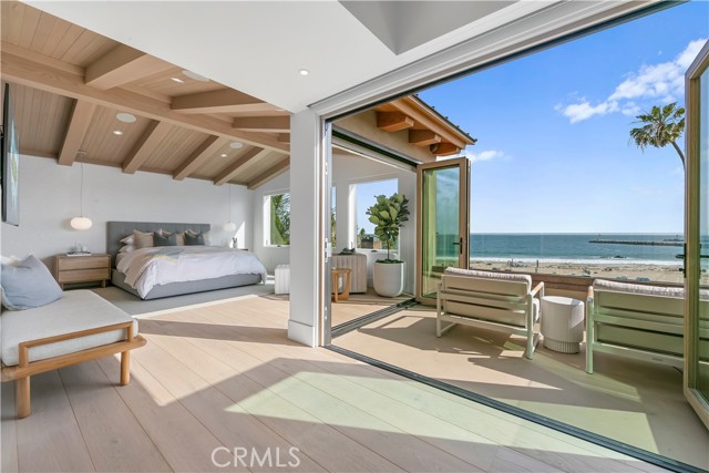 Detail Gallery Image 1 of 43 For 3130 Breakers Dr, Corona Del Mar,  CA 92625 - 3 Beds | 2/1 Baths