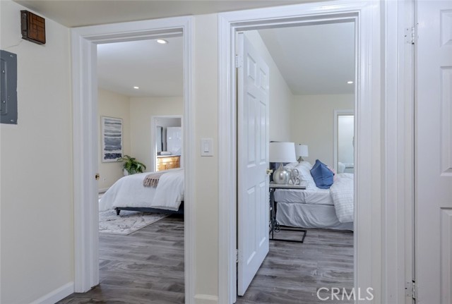 Detail Gallery Image 13 of 26 For 4042 Liberty Avenue #4,  La Crescenta,  CA 91214 - 2 Beds | 2 Baths