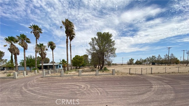 Detail Gallery Image 9 of 24 For 45488 Raigosa Rd, Newberry Springs,  CA 92365 - 3 Beds | 2 Baths