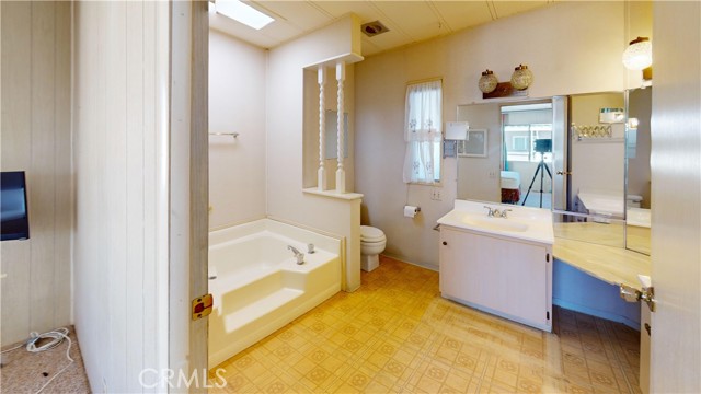 Detail Gallery Image 23 of 42 For 6741 Lincoln Ave #76,  Buena Park,  CA 90620 - 2 Beds | 2 Baths