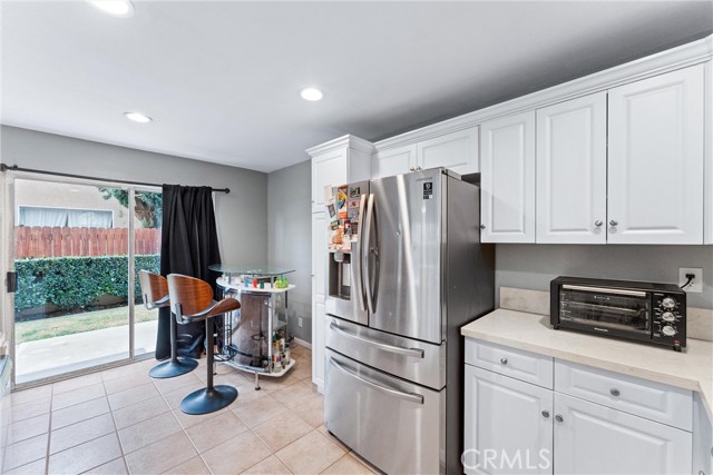 Detail Gallery Image 14 of 36 For 990 Primrose Ln, Corona,  CA 92878 - 3 Beds | 2/1 Baths