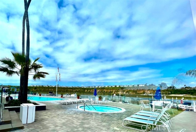 Detail Gallery Image 26 of 34 For 25 Saratoga, Newport Beach,  CA 92660 - 3 Beds | 2 Baths