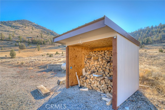 Detail Gallery Image 46 of 69 For 22435 Old Hwy 99, Weed,  CA 96094 - 3 Beds | 2 Baths