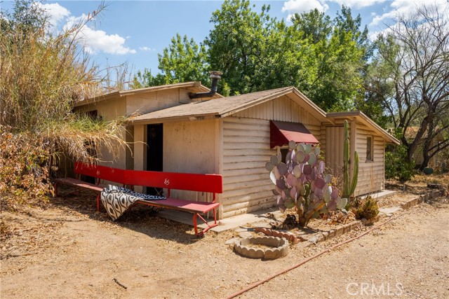 35525 Wildwood Canyon Rd, Yucaipa CA: https://media.crmls.org/medias/0ed4736b-4e36-4063-9de1-5830674607c4.jpg