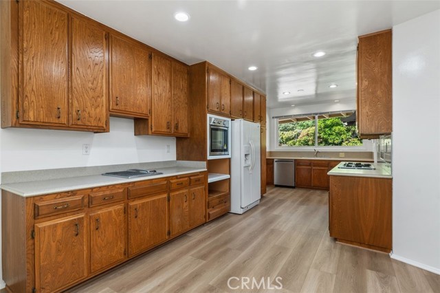 32215 Schooner Drive, Rancho Palos Verdes CA: https://media.crmls.org/medias/0ed5a3a4-5527-467c-8842-4391682c190b.jpg