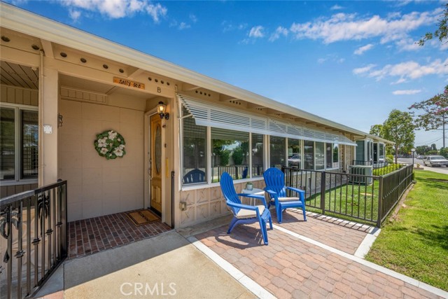 Detail Gallery Image 2 of 29 For 13520 El Dorado Dr 50b,  Seal Beach,  CA 90740 - 2 Beds | 1 Baths