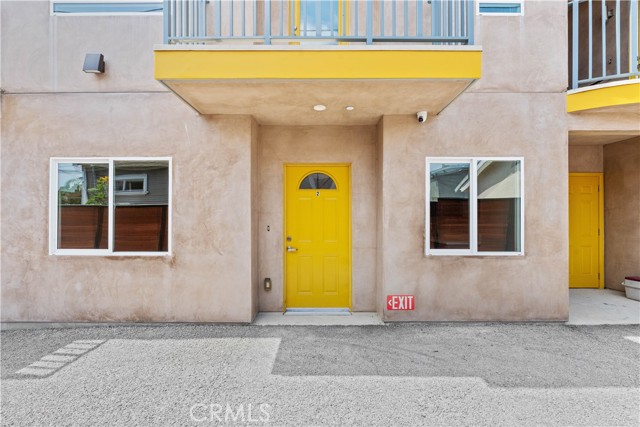 217 W Avenue 37, Cypress Park CA: https://media.crmls.org/medias/0ed7f0f1-545e-41c7-889b-f5a827d2715a.jpg