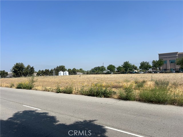 0 E Brier Drive, San Bernardino CA: https://media.crmls.org/medias/0ed900b4-990c-45a1-83cc-e08e0581b81e.jpg