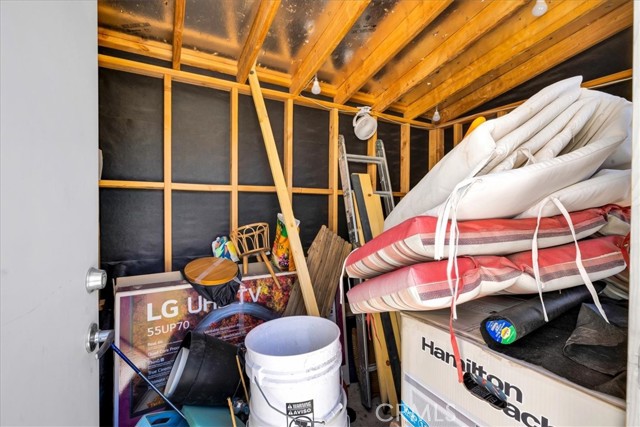 595 S Calle Santa Rosa, Palm Springs CA: https://media.crmls.org/medias/0ed9028c-20f9-46fc-8054-af7fdcd31bbb.jpg