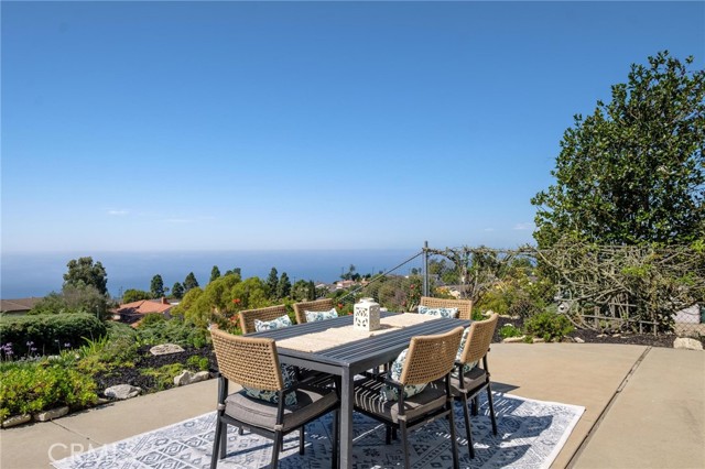 28737 Doverridge Drive, Rancho Palos Verdes, California 90275, 5 Bedrooms Bedrooms, ,1 BathroomBathrooms,Residential,Sold,Doverridge,PV24200538