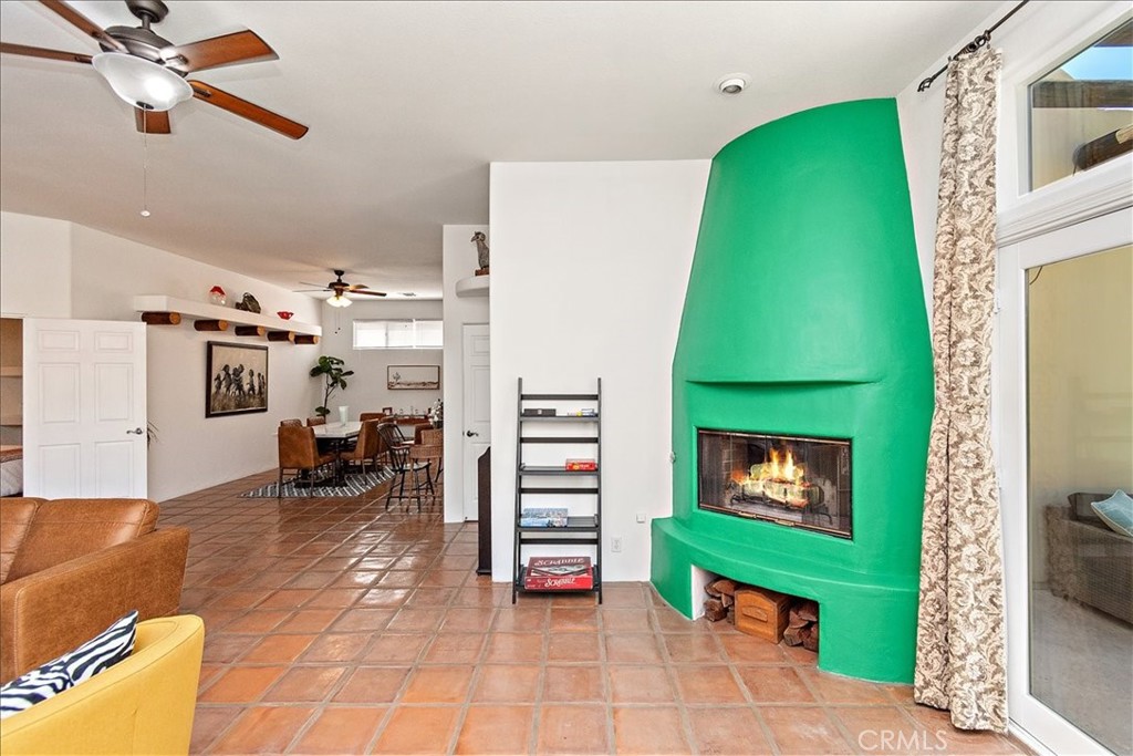 MLS #OC25260928 image #29