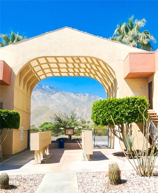 Detail Gallery Image 26 of 37 For 400 N Sunrise Way #261,  Palm Springs,  CA 92262 - 1 Beds | 1 Baths