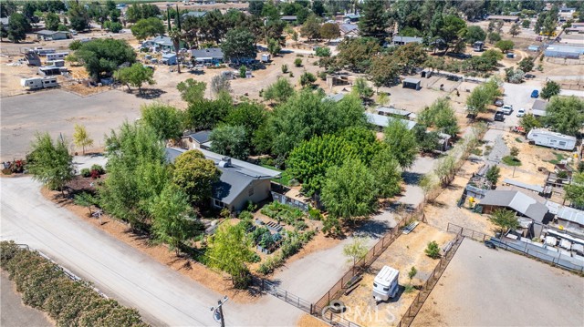 4225 Farousse Way, Paso Robles CA: https://media.crmls.org/medias/0edaa095-61c9-4c1b-9109-1e40bcdfe948.jpg