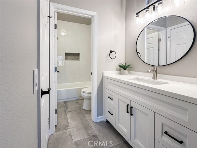 1012 S Country Glen Way, Anaheim CA: https://media.crmls.org/medias/0edaafe4-3abb-48af-8629-02eb10f9f9cc.jpg