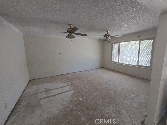 Detail Gallery Image 3 of 14 For 1964 Sierra Ct, Merced,  CA 95340 - 4 Beds | 2 Baths