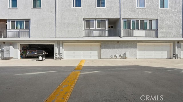 Detail Gallery Image 30 of 30 For 604 E 220th #3,  Carson,  CA 90745 - 3 Beds | 2/1 Baths