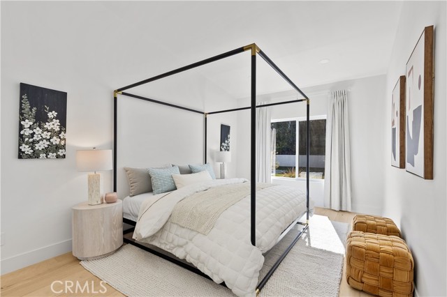 Detail Gallery Image 29 of 40 For 6009 Neddy Ave, Woodland Hills,  CA 91367 - 5 Beds | 3 Baths