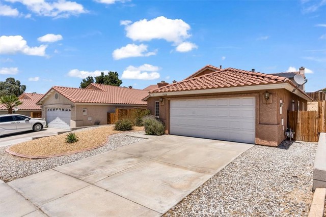 17628 Landis Drive, Victorville CA: https://media.crmls.org/medias/0eddbad8-7bb0-4f8f-9419-dad5ab194c9c.jpg
