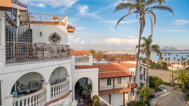 Detail Gallery Image 4 of 65 For 3935 Bluff Pl, San Pedro,  CA 90731 - – Beds | – Baths