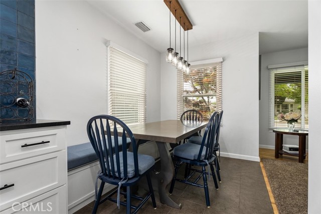 Detail Gallery Image 9 of 28 For 3556 Rutgers Ave, Long Beach,  CA 90808 - 3 Beds | 2 Baths