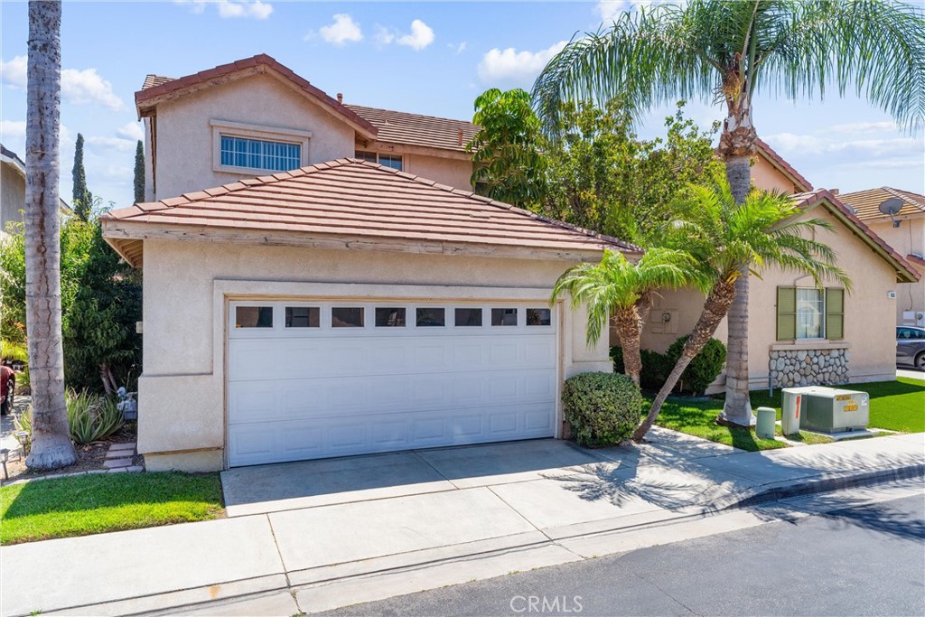 861 Shade Tree Way
