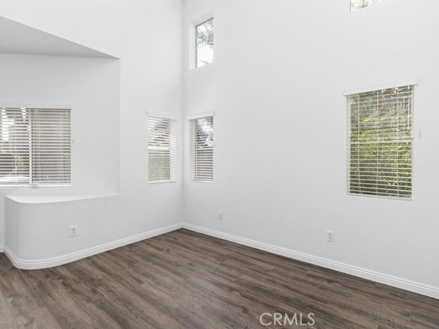 Image 8 of 57 For 26230 Monticello Way