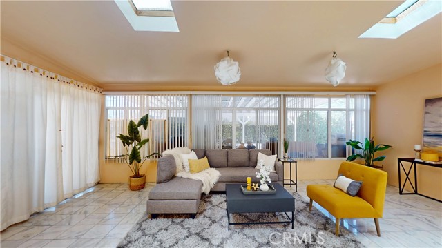 Detail Gallery Image 15 of 49 For 9551 Arleta Ave, Arleta,  CA 91331 - 5 Beds | 4 Baths