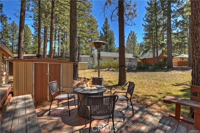 Detail Gallery Image 24 of 28 For 589 St Anton Ct, Big Bear Lake,  CA 92315 - 3 Beds | 1/1 Baths