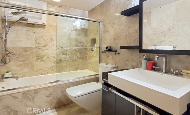 34 Sunset Cove, Newport Coast CA: https://media.crmls.org/medias/0ee3e469-ebcf-48e7-877b-f7063d7a3c13.jpg