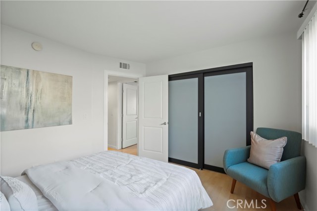 6250 Fulton, 108 photo 16