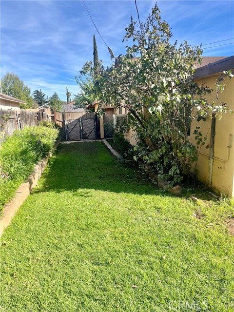 Detail Gallery Image 12 of 12 For 1053 Thompson, Banning,  CA 92220 - 4 Beds | 2 Baths