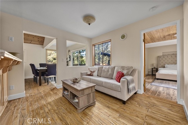 Detail Gallery Image 10 of 55 For 1408 Zermatt Dr, –,  CA 93222 - 3 Beds | 3/1 Baths