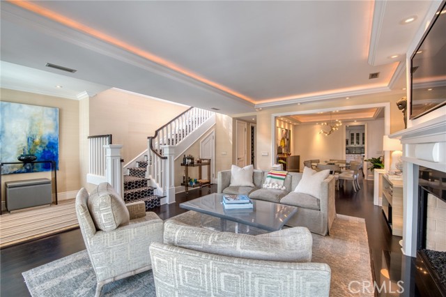 Detail Gallery Image 5 of 22 For 325 Poppy Ave, Corona Del Mar,  CA 92625 - 3 Beds | 2/1 Baths