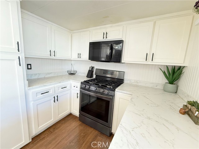 Detail Gallery Image 4 of 20 For 12680 4th St #36,  Yucaipa,  CA 92399 - 3 Beds | 2 Baths