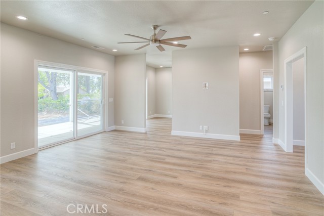 Detail Gallery Image 14 of 43 For 1906 Crandall Way, Paradise,  CA 95969 - 2 Beds | 2 Baths