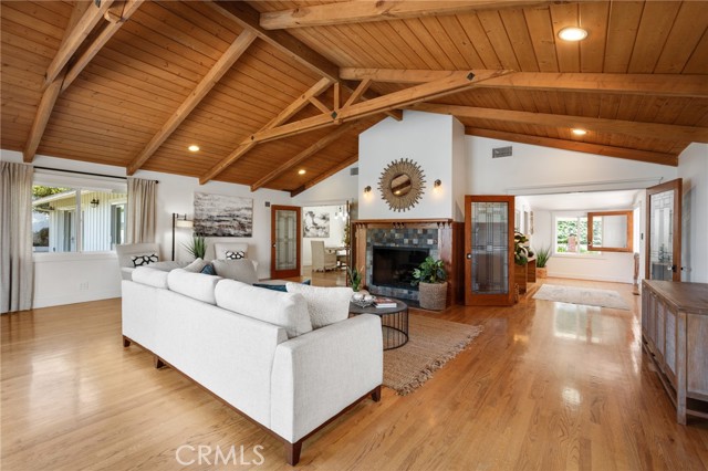 62 Strawberry Lane, Rolling Hills Estates, California 90274, 3 Bedrooms Bedrooms, ,2 BathroomsBathrooms,Residential,Sold,Strawberry Lane,SB22081862