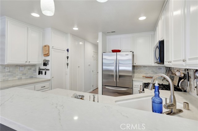 Detail Gallery Image 15 of 33 For 69 Conch Reef, Aliso Viejo,  CA 92656 - 2 Beds | 2/1 Baths