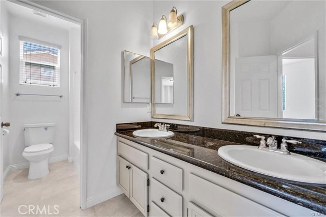 24821 Melrose Drive, Romoland CA: https://media.crmls.org/medias/0ee7dc42-fd9b-479a-8595-32a4191b4659.jpg