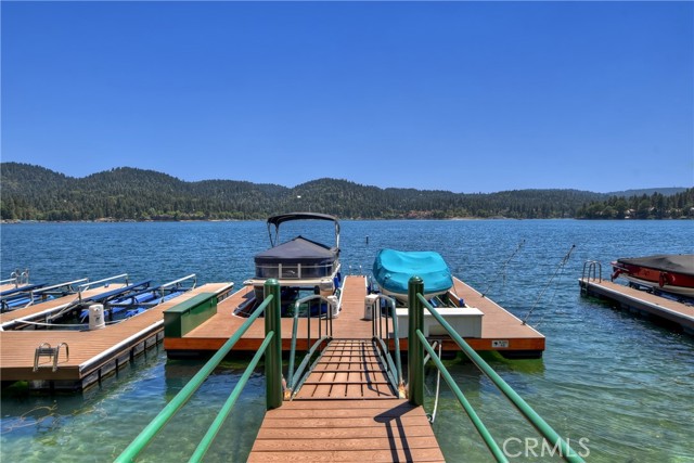 Detail Gallery Image 53 of 67 For 28476 North Shore Rd, Lake Arrowhead,  CA 92352 - 4 Beds | 4/2 Baths