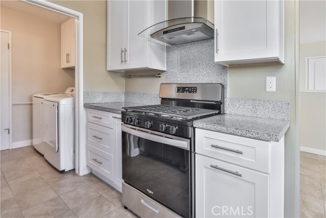 21032 Cantara Street, Canoga Park CA: https://media.crmls.org/medias/0ee83f5d-a249-4c97-9391-f5eafe99dc20.jpg