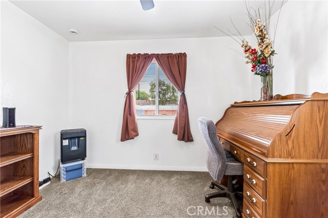 6051 Camphor Avenue, Westminster CA: https://media.crmls.org/medias/0ee8544d-f3bc-4bab-9877-b6bf5bf27dbf.jpg