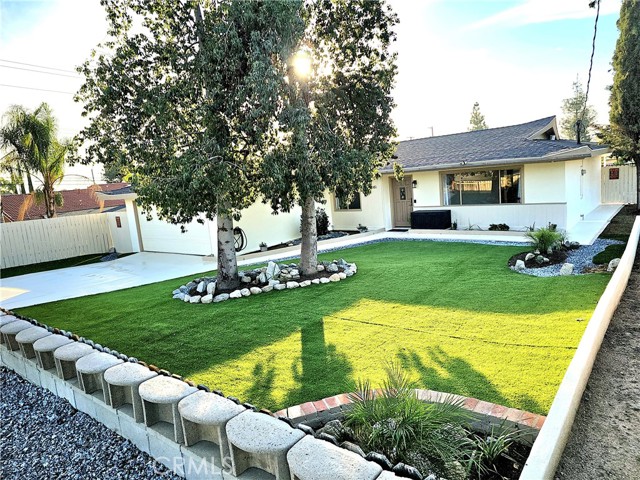 Front Image Thumbnail for CRIV25275028