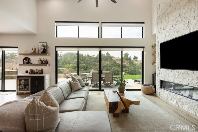 Detail Gallery Image 22 of 75 For 837 S Canyon Mist Lane, Anaheim Hills,  CA 92808 - 4 Beds | 3/1 Baths