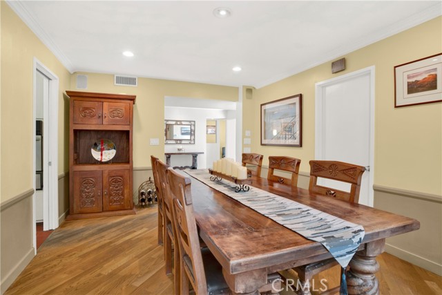 Detail Gallery Image 16 of 45 For 11967 Sunshine Ter, Studio City,  CA 91604 - 4 Beds | 3 Baths