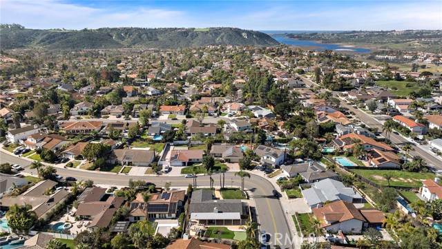 Detail Gallery Image 41 of 42 For 7722 Anillo Way, Carlsbad,  CA 92009 - 4 Beds | 2 Baths