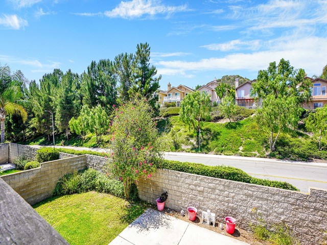 Detail Gallery Image 14 of 38 For 15 Dusty Trl, Trabuco Canyon,  CA 92679 - 3 Beds | 2/1 Baths