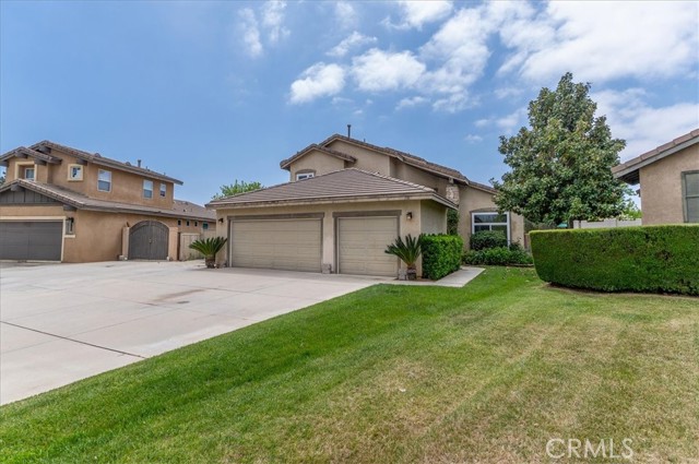 1705 Tee Time Avenue, Beaumont CA: https://media.crmls.org/medias/0eeb9e8c-faa6-4e7e-bf86-e7c164d803d5.jpg