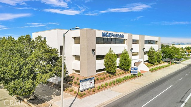  Commercial for Sale in Victorville, California